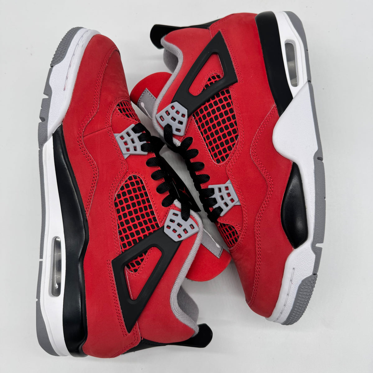 Jordan 4 Toro Bravo