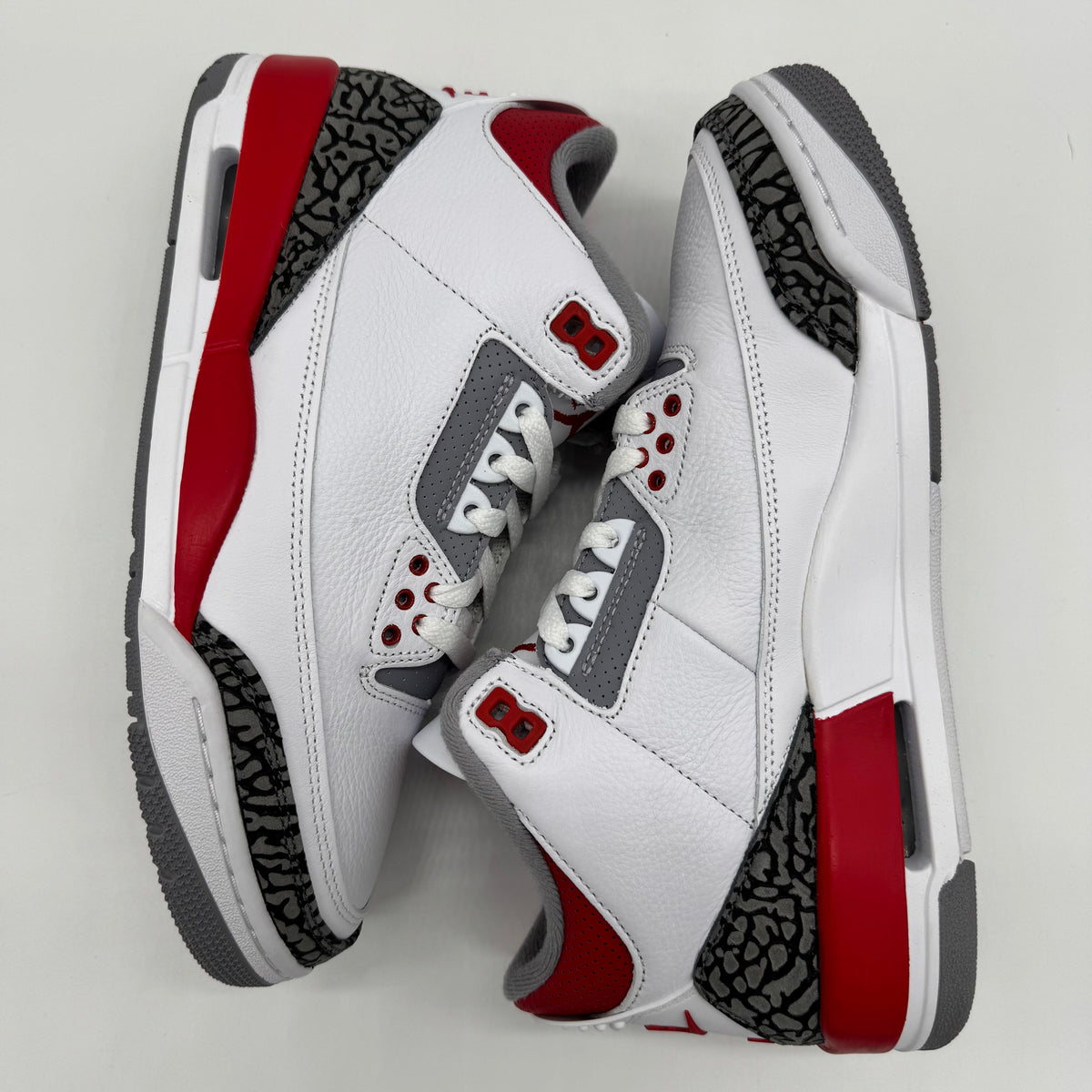 Jordan 3 Fire Red (2022)