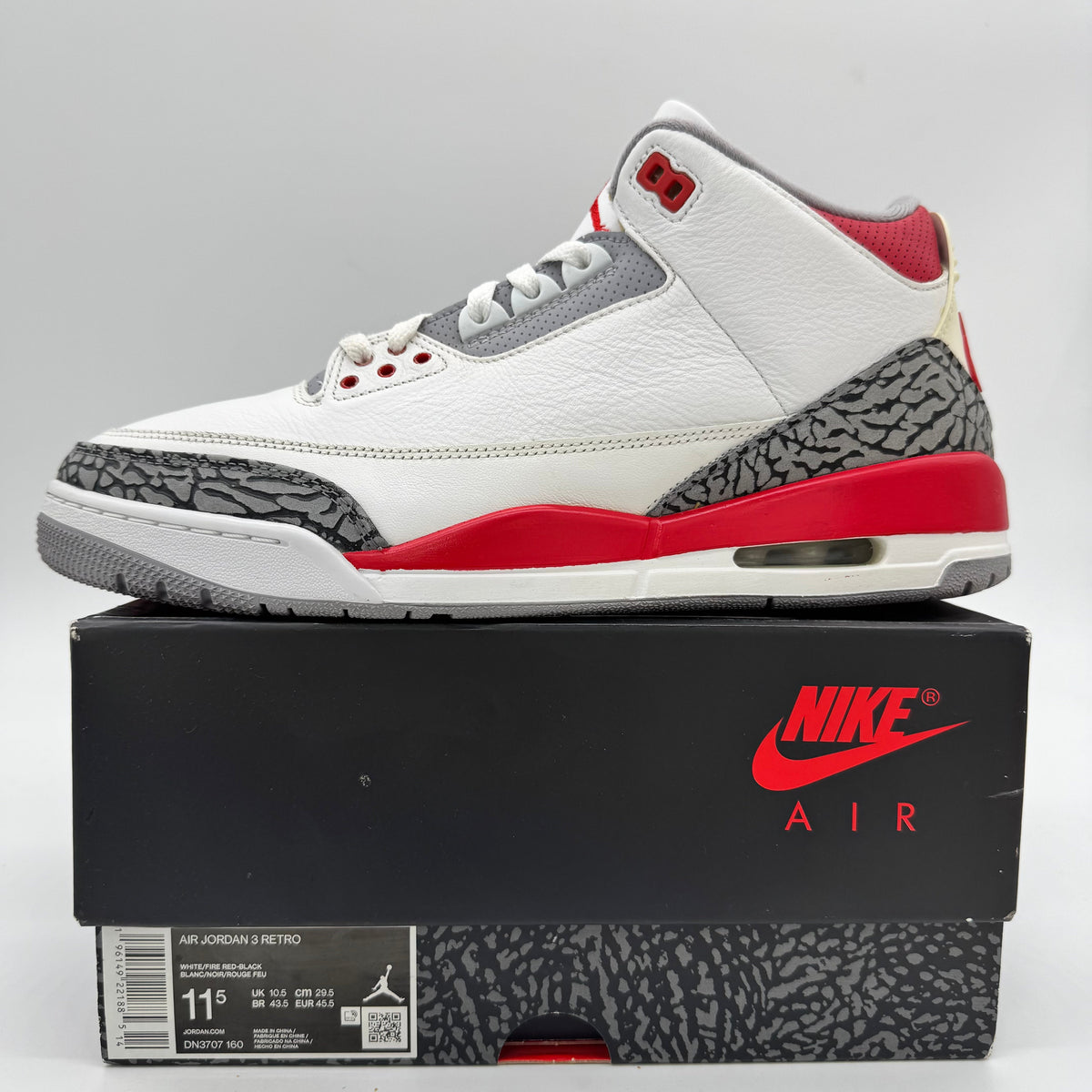 Jordan 3 Fire Red (2022)