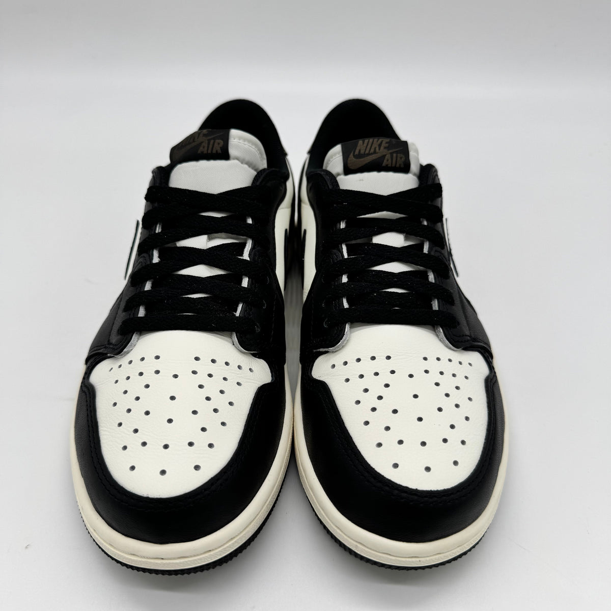 Jordan 1 Low OG Mocha