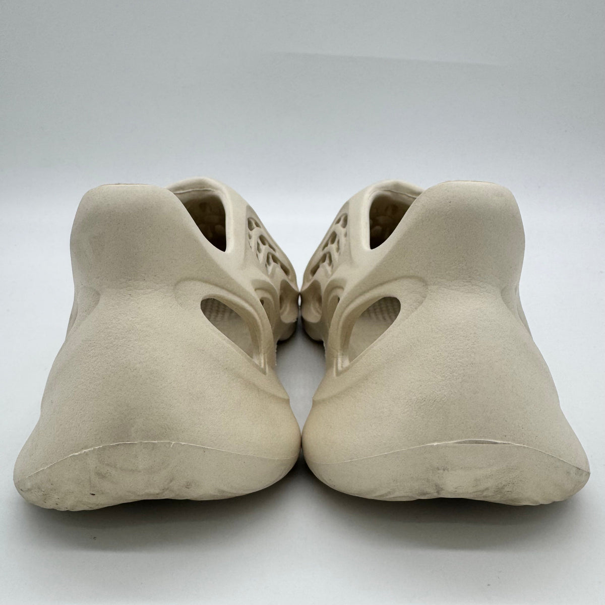 Adidas Yeezy Foam RNR Sand