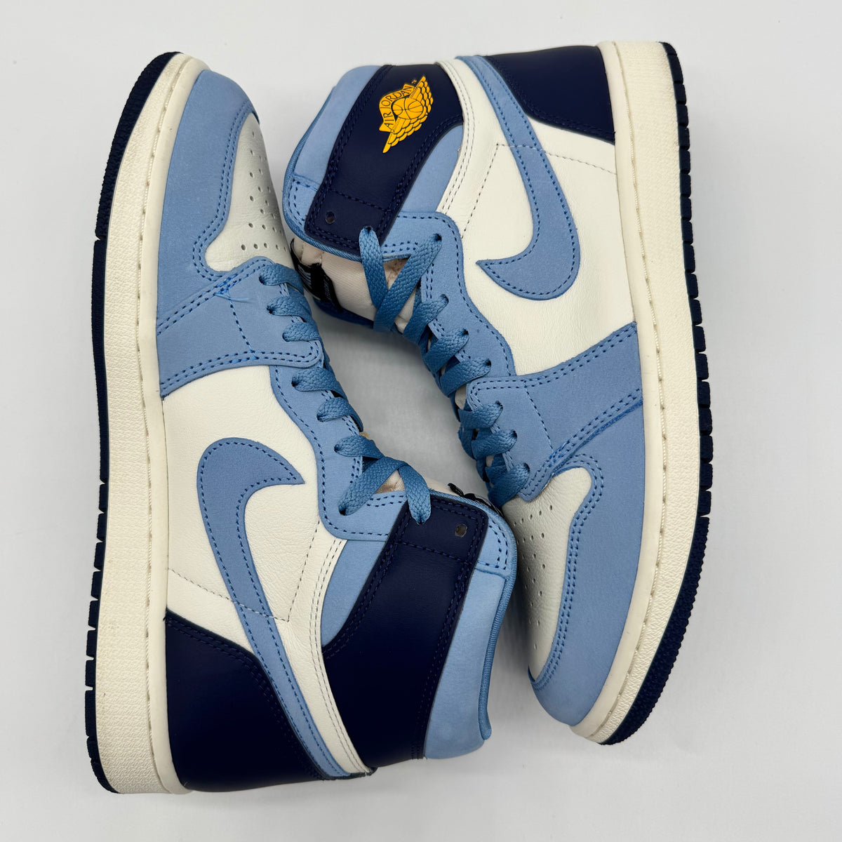 Jordan 1 High OG First In Flight (Women's)
