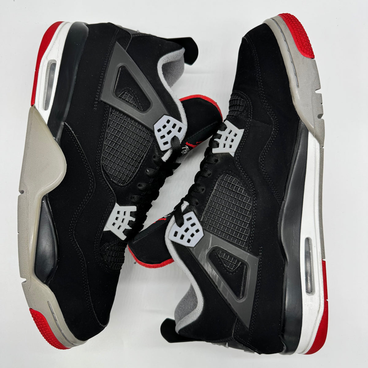 Jordan 4 Bred (2019)