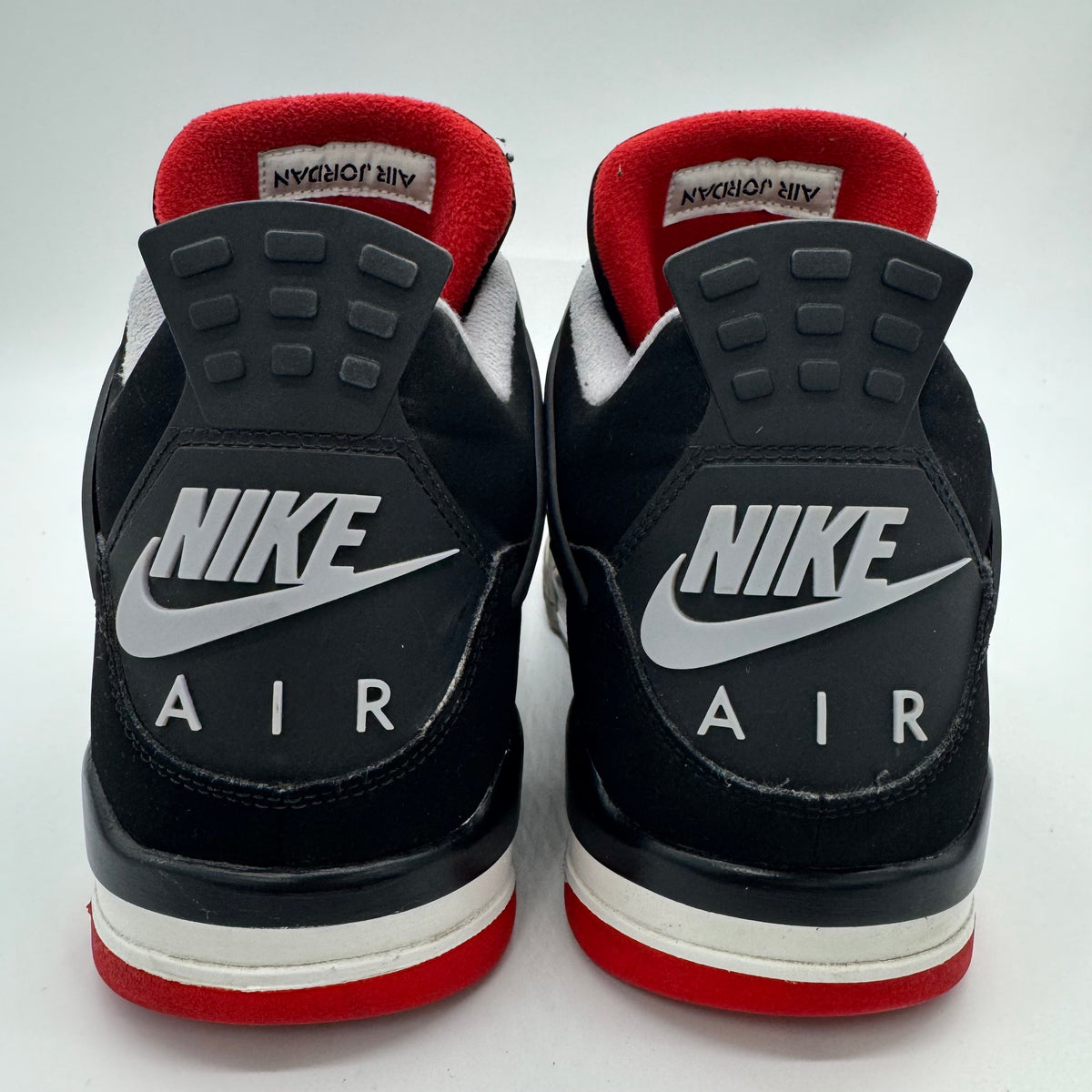 Jordan 4 Bred (2019)