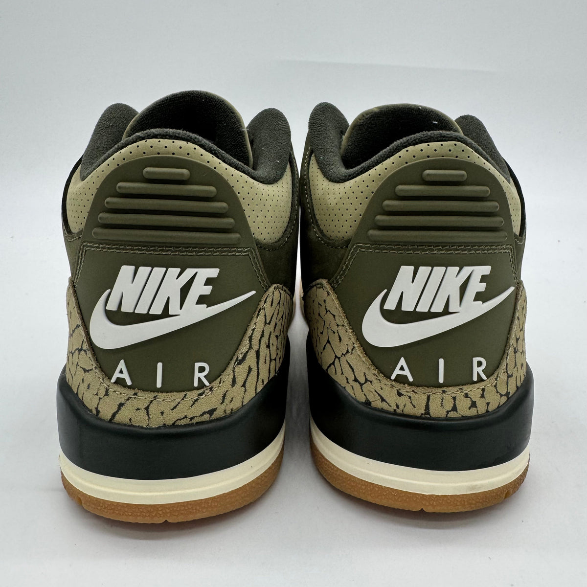 Jordan 3 Family Affair