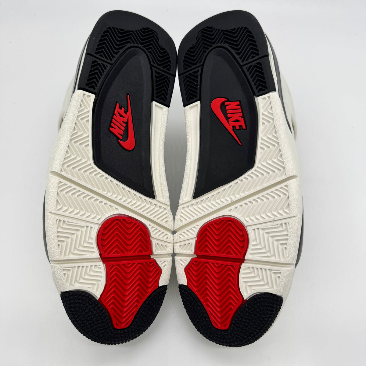 Jordan 4 Flight Club