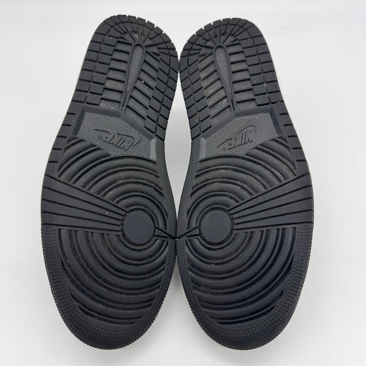 Jordan 1 Low OG Shadow (2024)