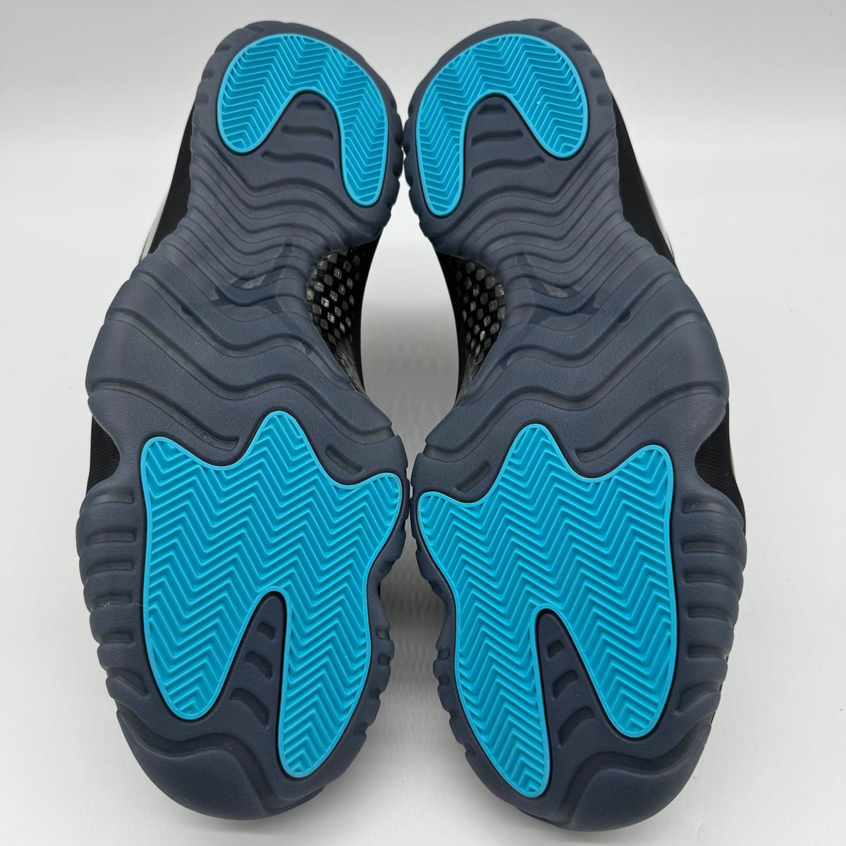 Jordan 11 Gamma Blue (2025)