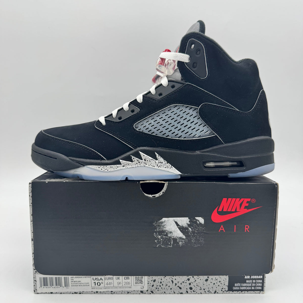 Jordan 5 OG Black Metallic Reimagined