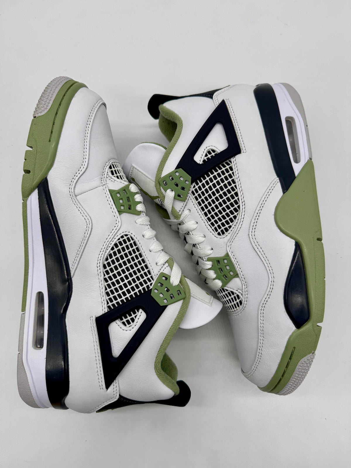 Jordan 4 Seafoam