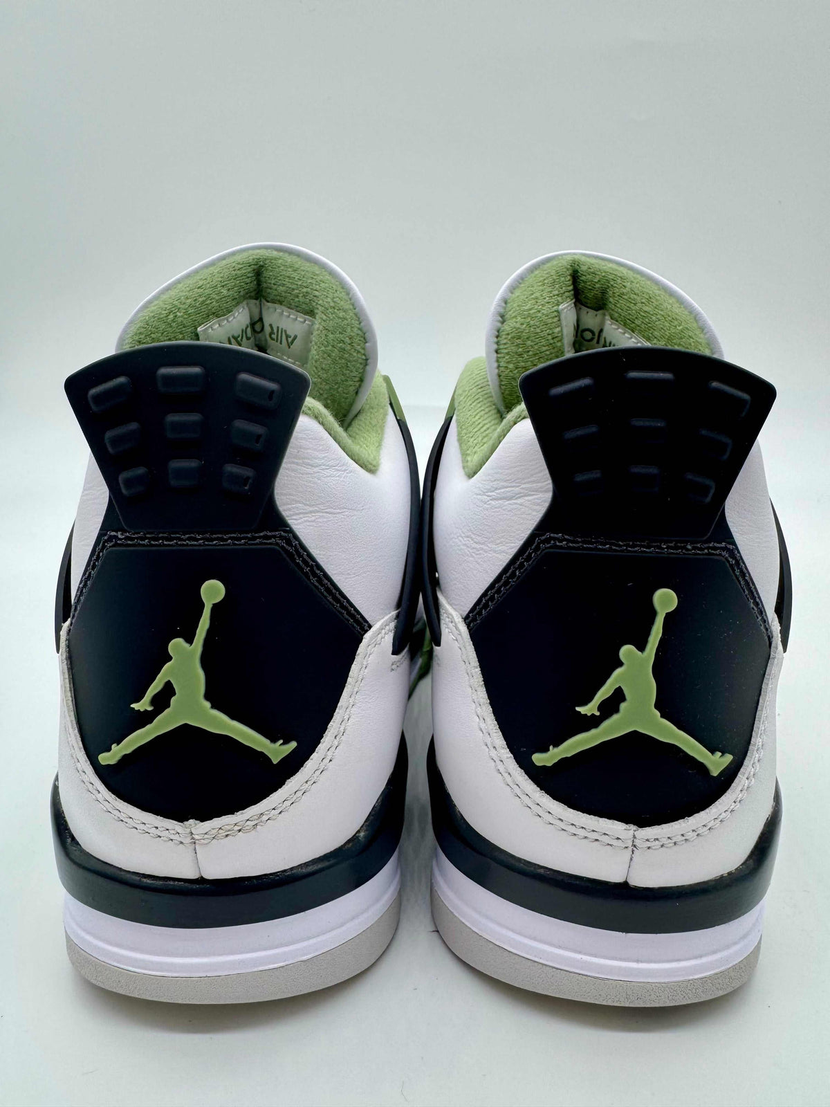 Jordan 4 Seafoam