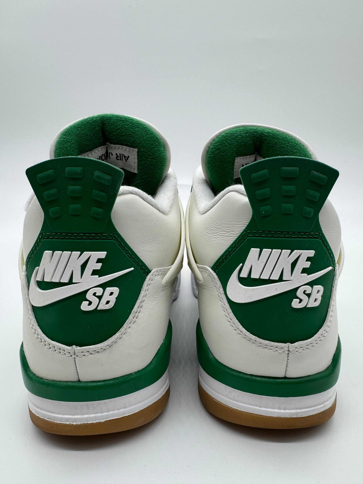 Jordan 4 SB Pine Green