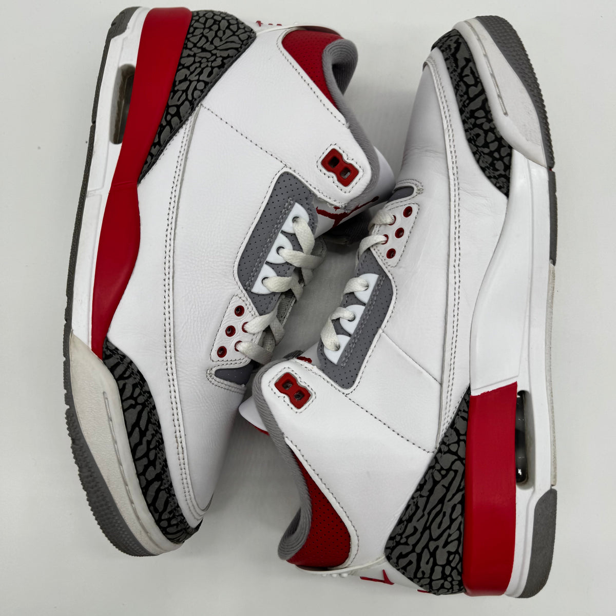 Jordan 3 Fire Red (2022)