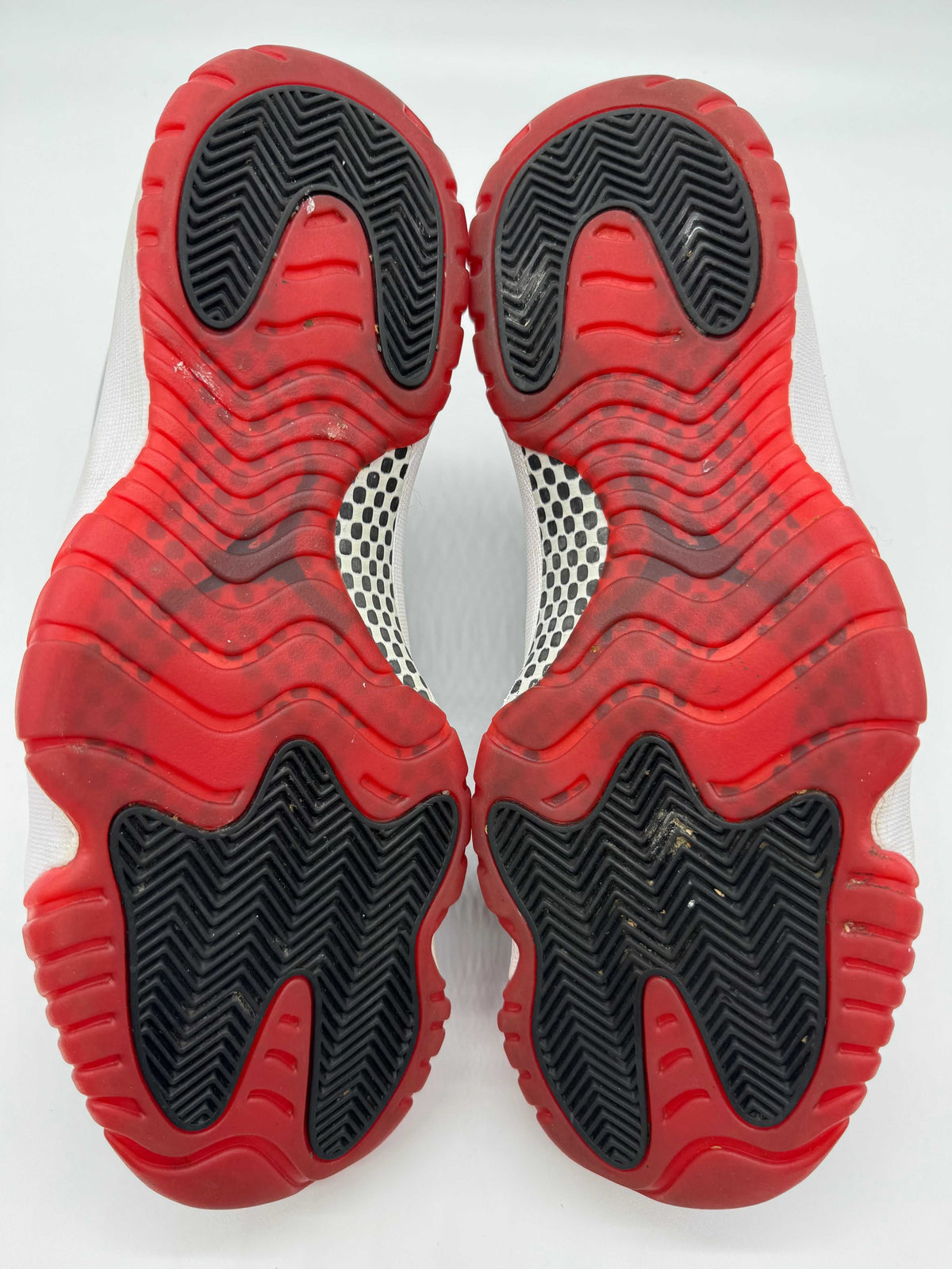 Jordan 11 Playoffs Bred (2019)