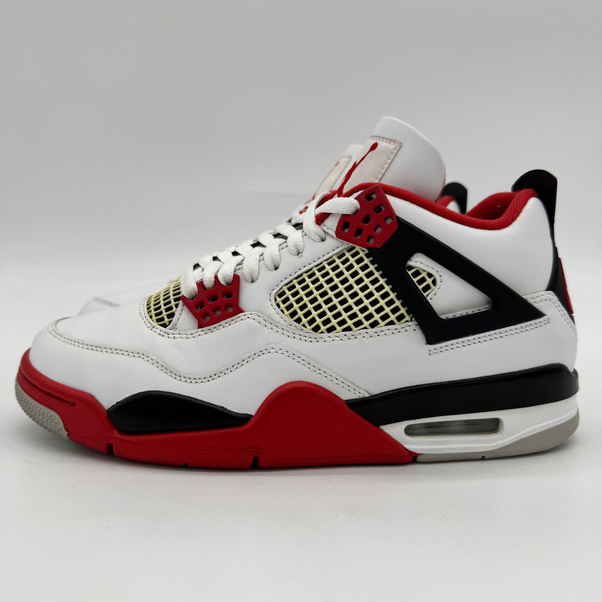 Jordan 4 Fire Red (2020)