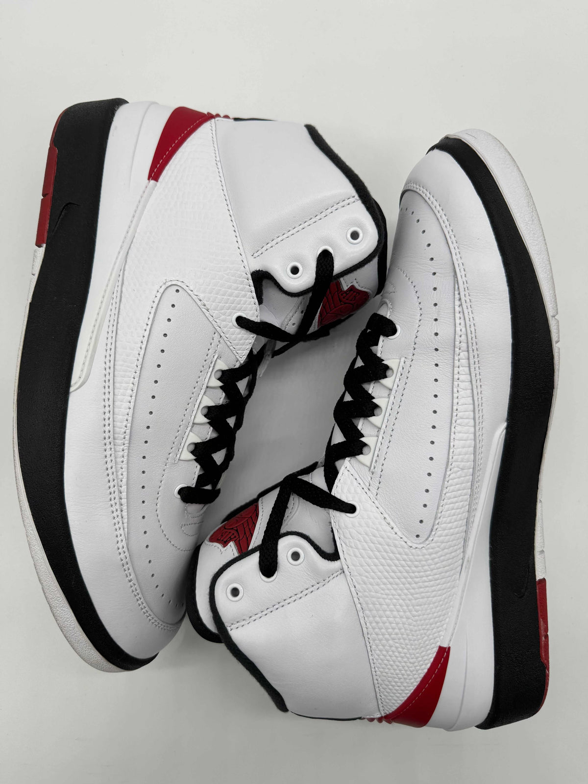 Jordan 2 OG Chicago (2022)