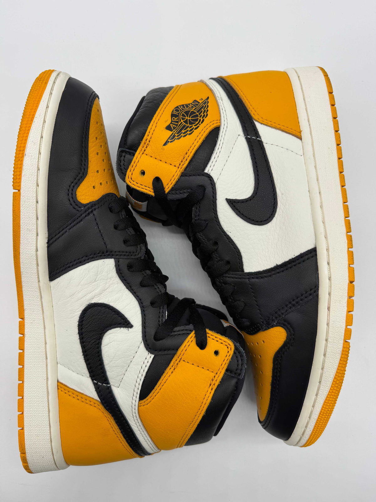 Jordan 1 High OG Taxi