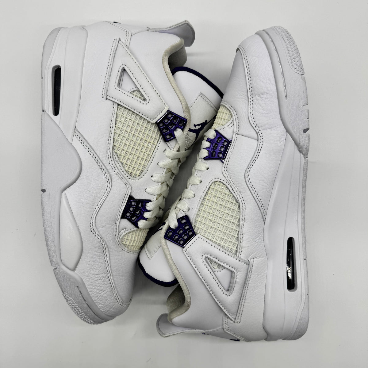 Jordan 4 Metallic Purple
