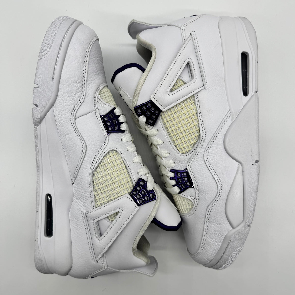 Jordan 4 Metallic Purple