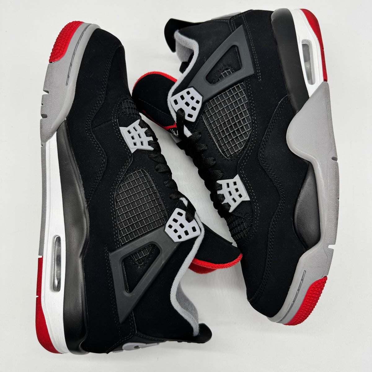 Jordan 4 Bred (2019)