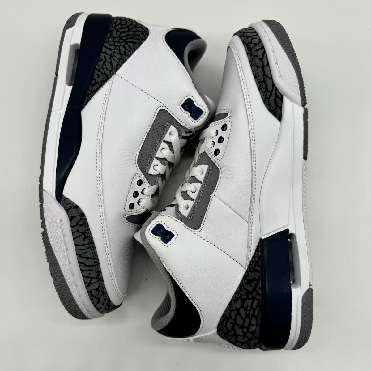 Jordan 3 Midnight Navy