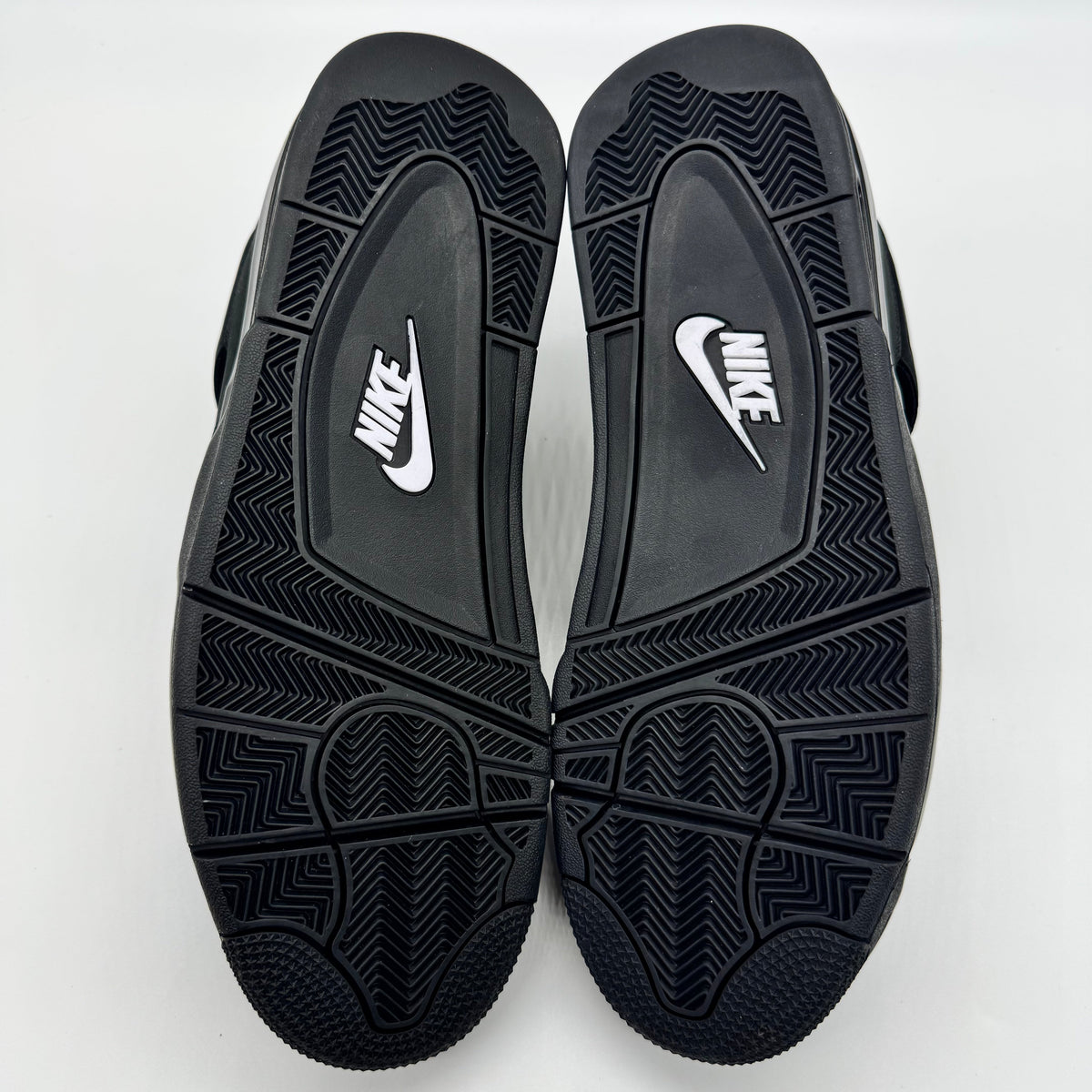 Jordan 4 Black Cat (2025)