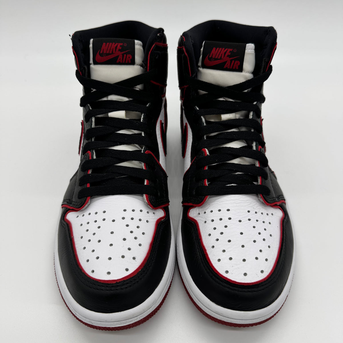 Jordan 1 High Bloodline