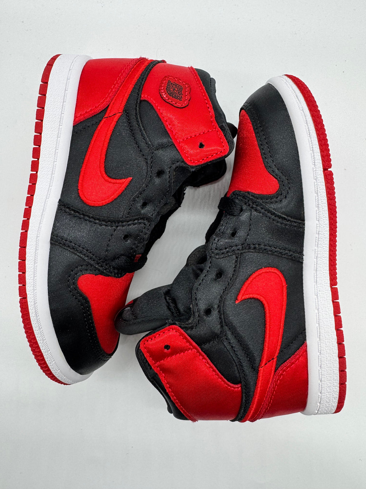 Jordan 1 High Satin Bred