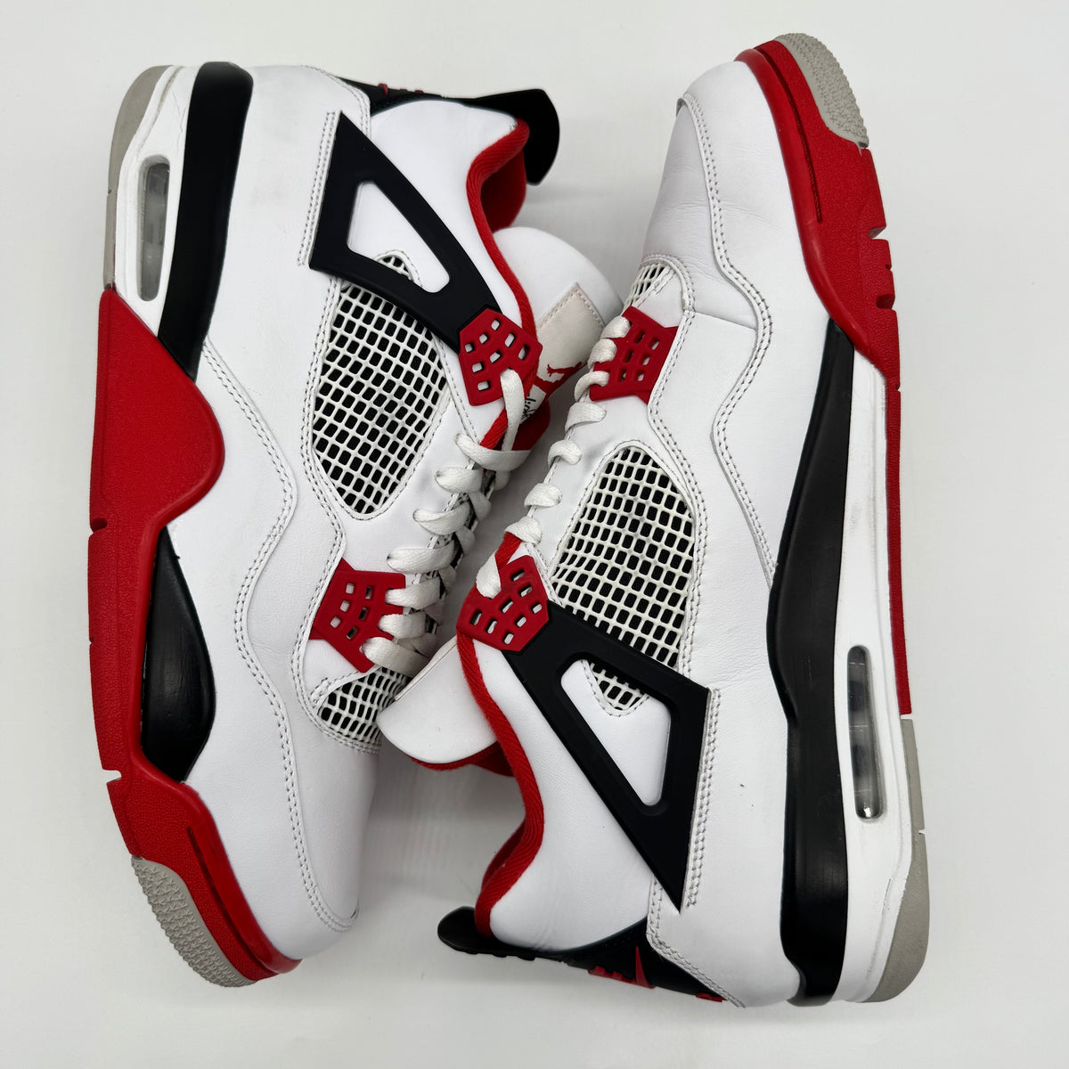 Jordan 4 Fire Red (2020)
