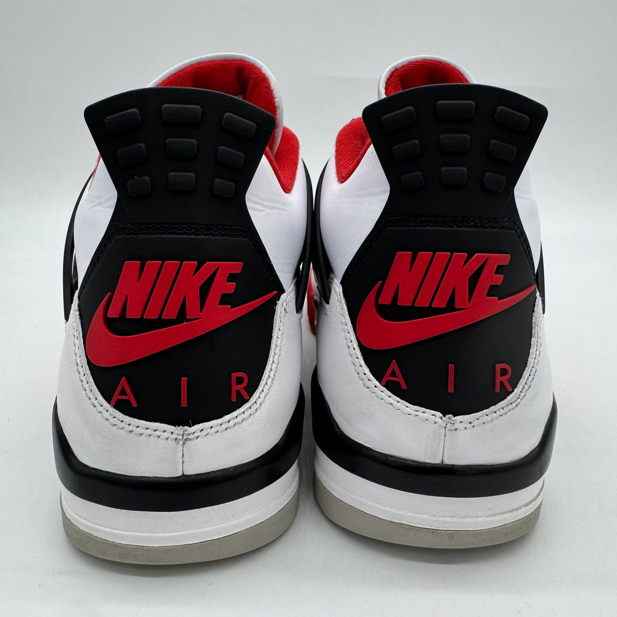 Jordan 4 Fire Red (2020)