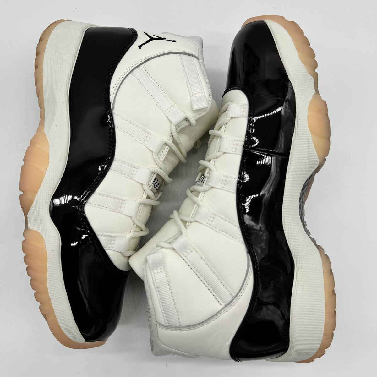 Jordan 11 Neapolitan (Women's)