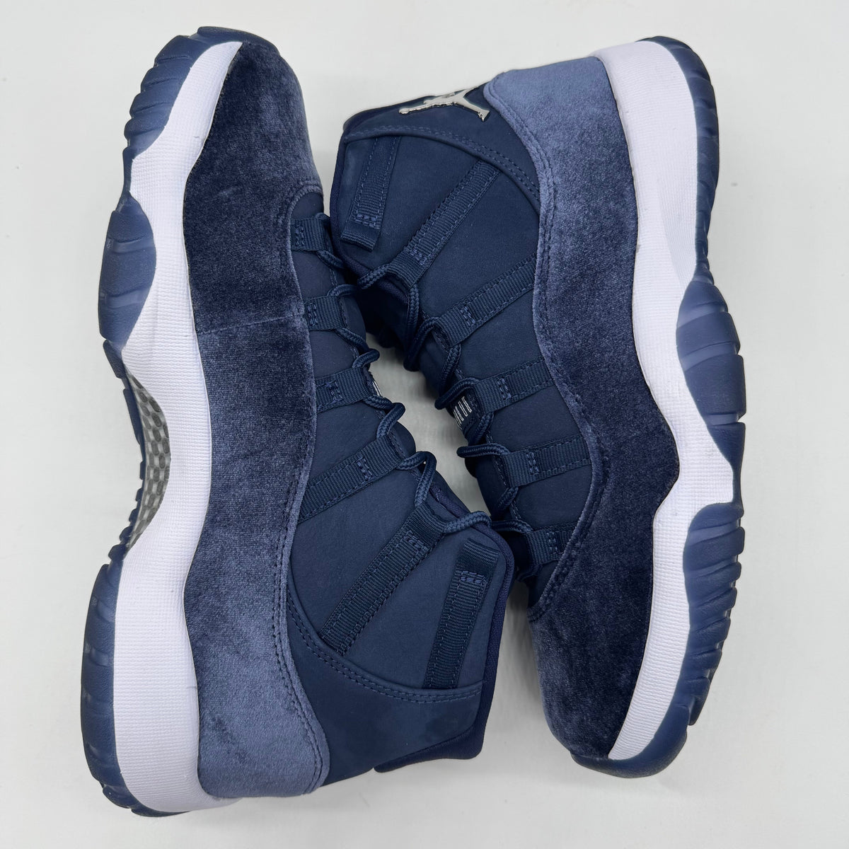 Jordan 11 Midnight Navy (2025) (Women's)