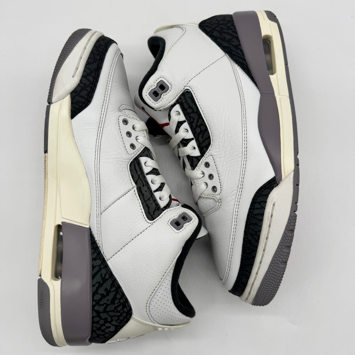Jordan 3 Cement Grey