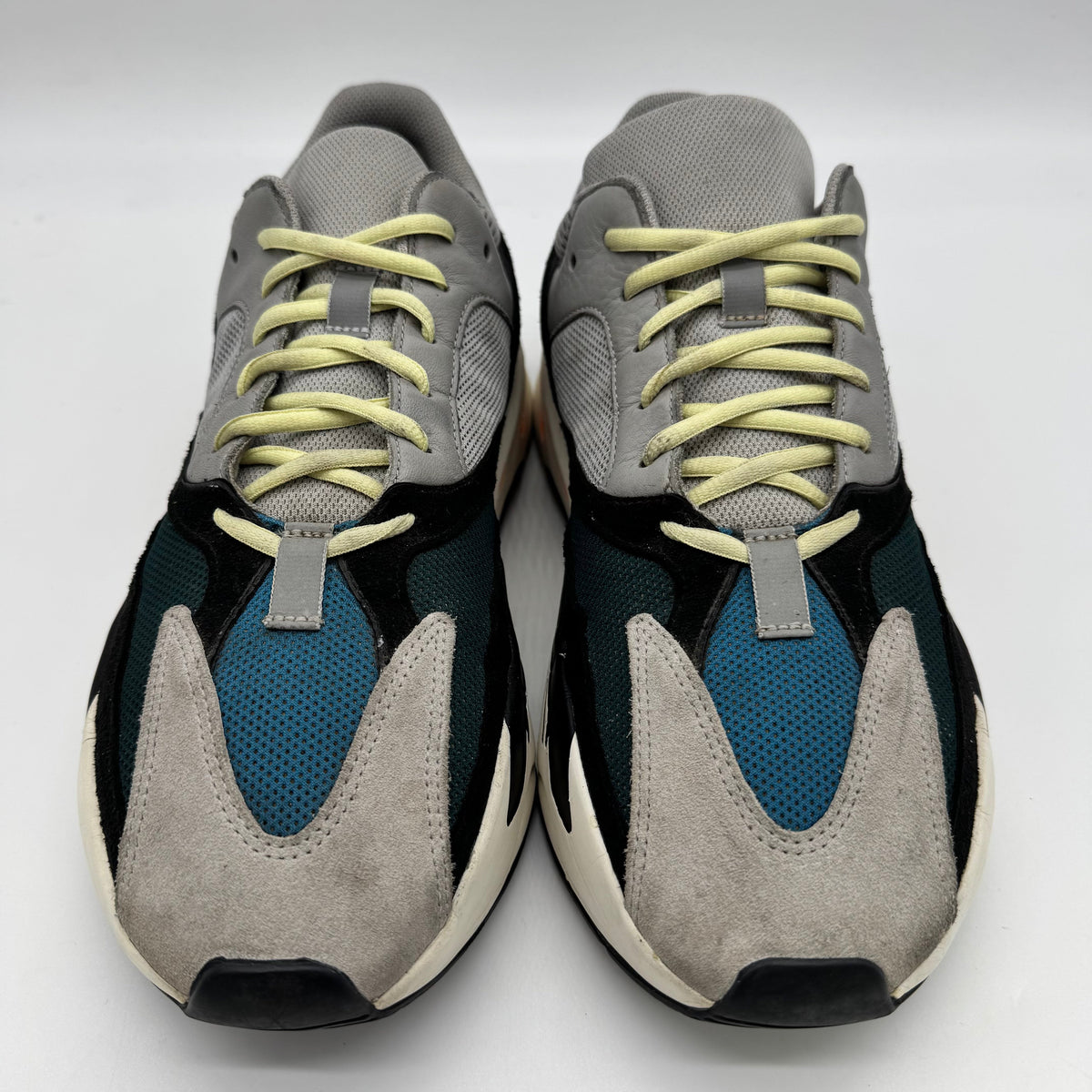 Adidas Yeezy Boost 700 Wave Runner