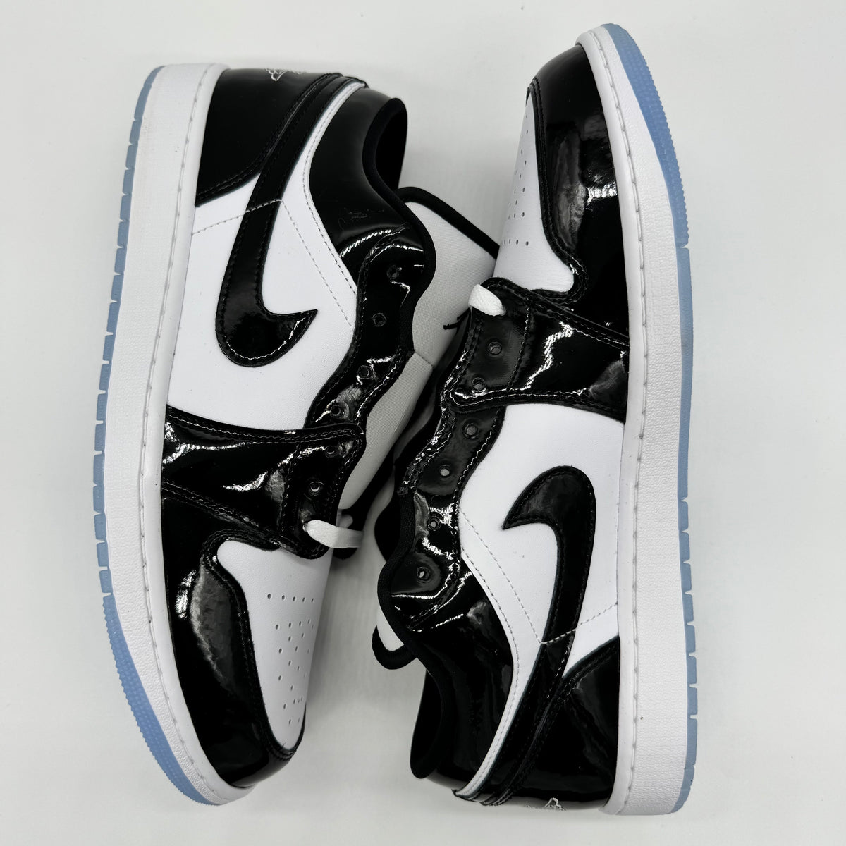 Jordan 1 Low SE Concord