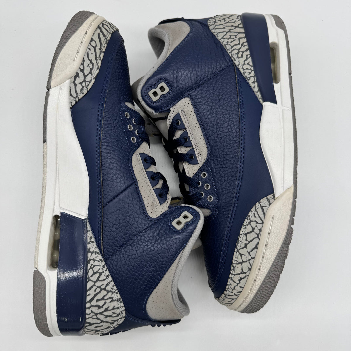 Jordan 3 Georgetown (2021)