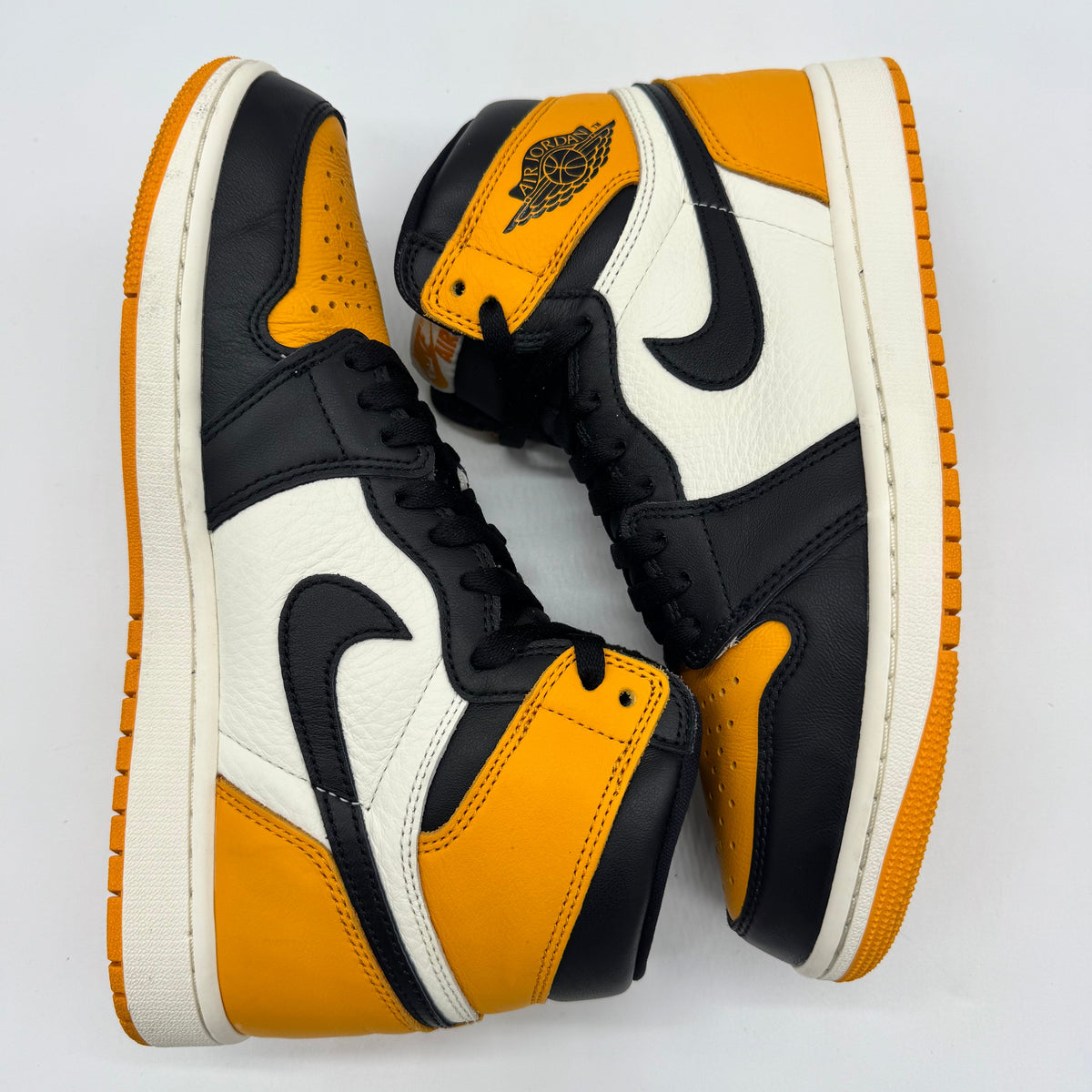 Jordan 1 High Taxi