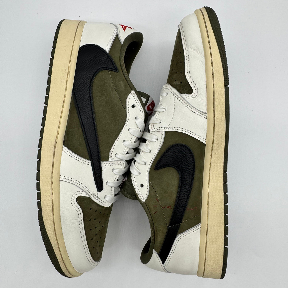 Jordan 1 Low Travis Scott Medium Olive