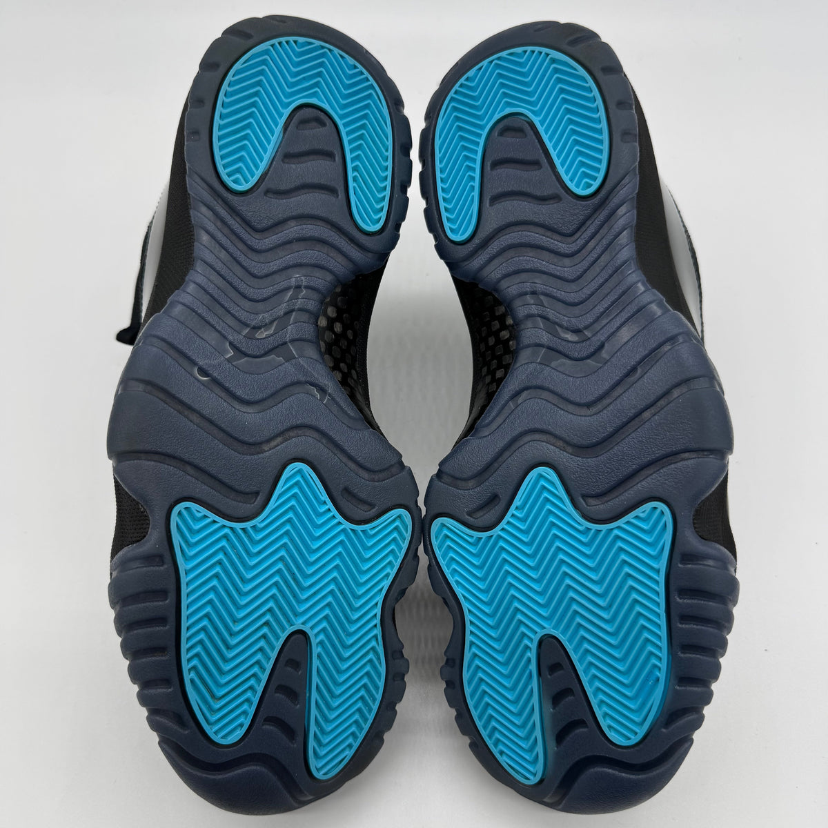 Jordan 11 Gamma Blue (2025)