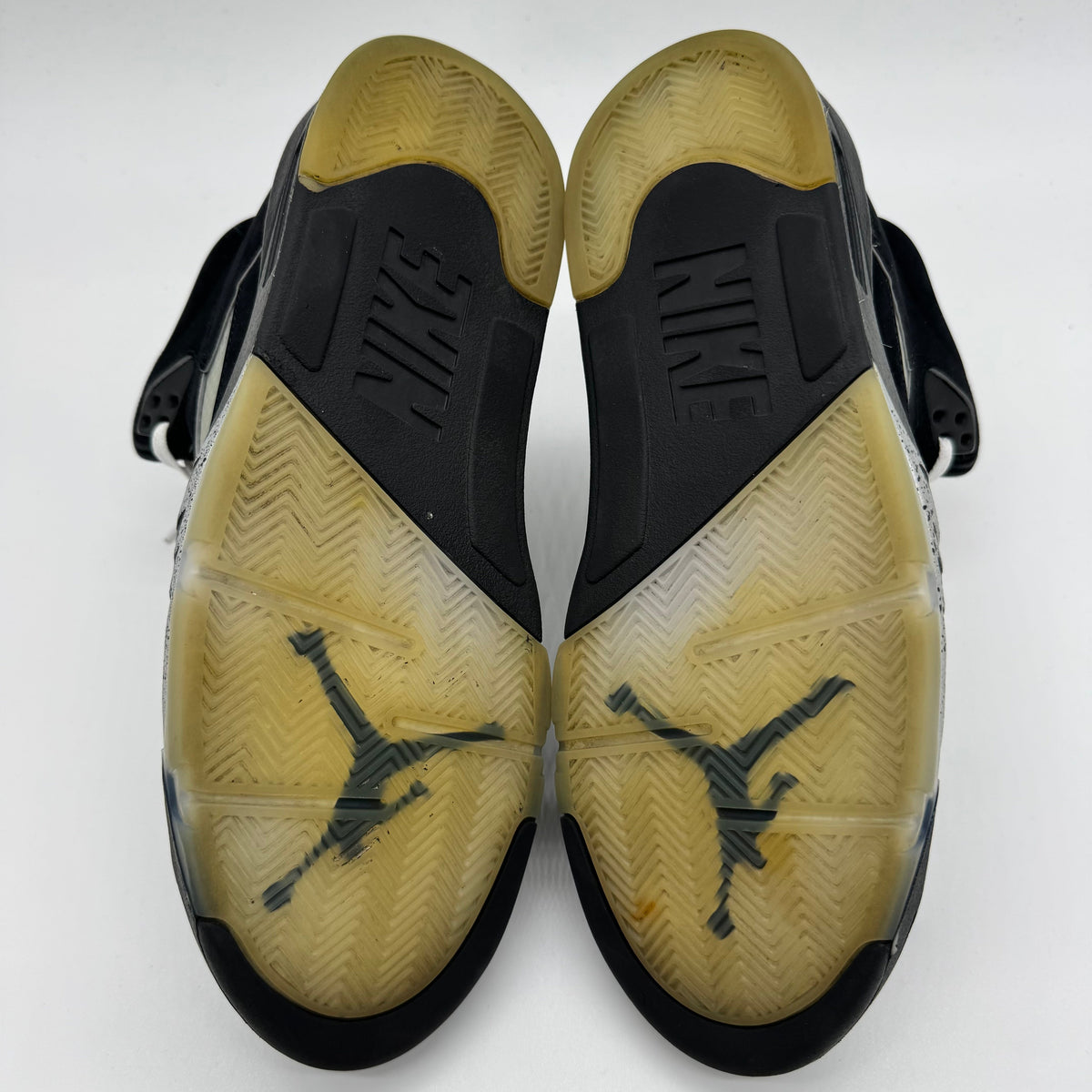 Jordan 5 OG Black Metallic Reimagined
