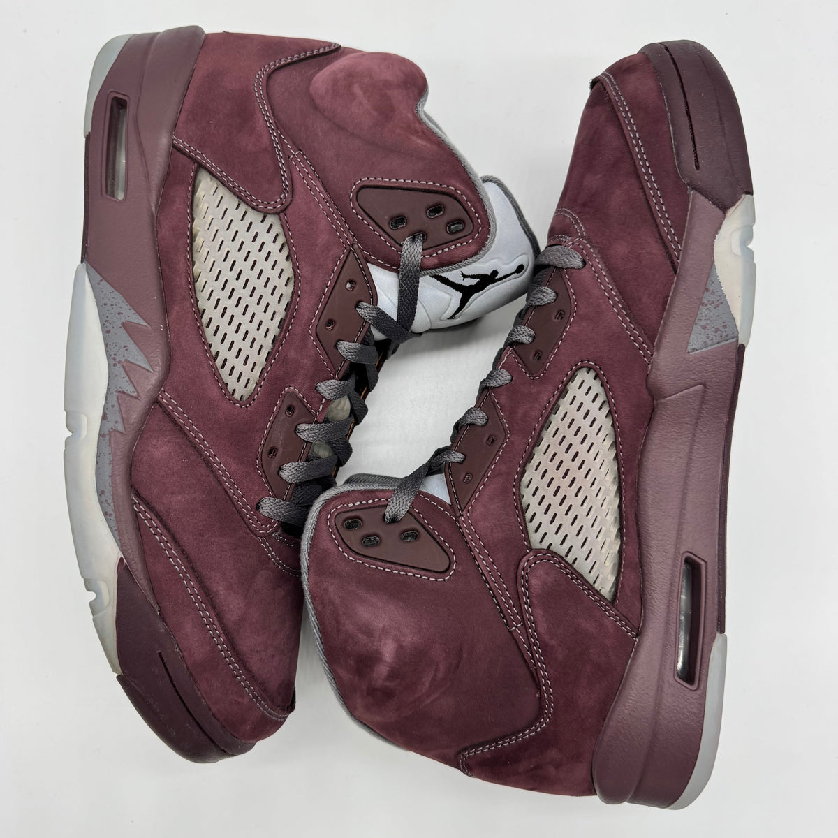 Jordan 5 Burgundy (2023)