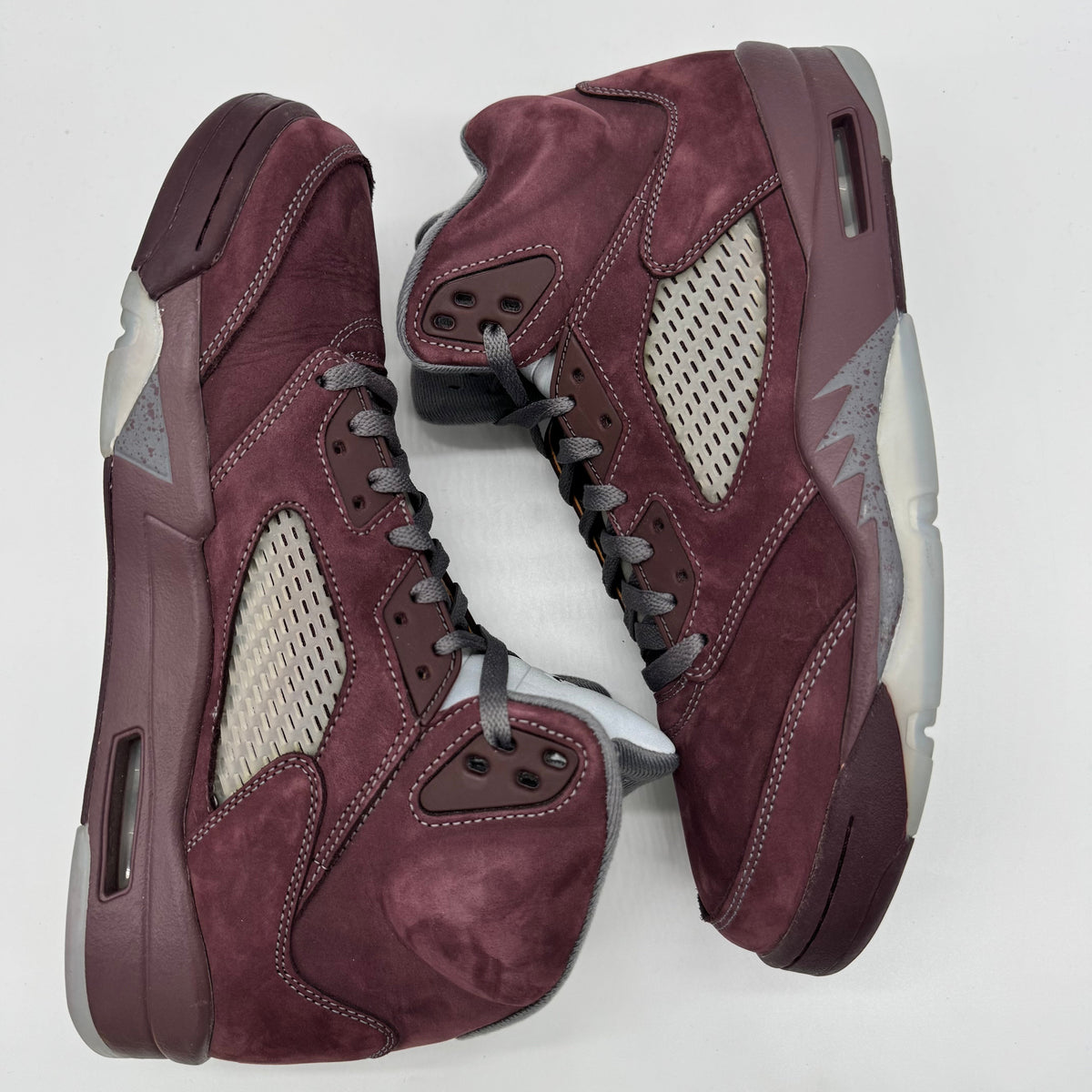 Jordan 5 Burgundy (2023)