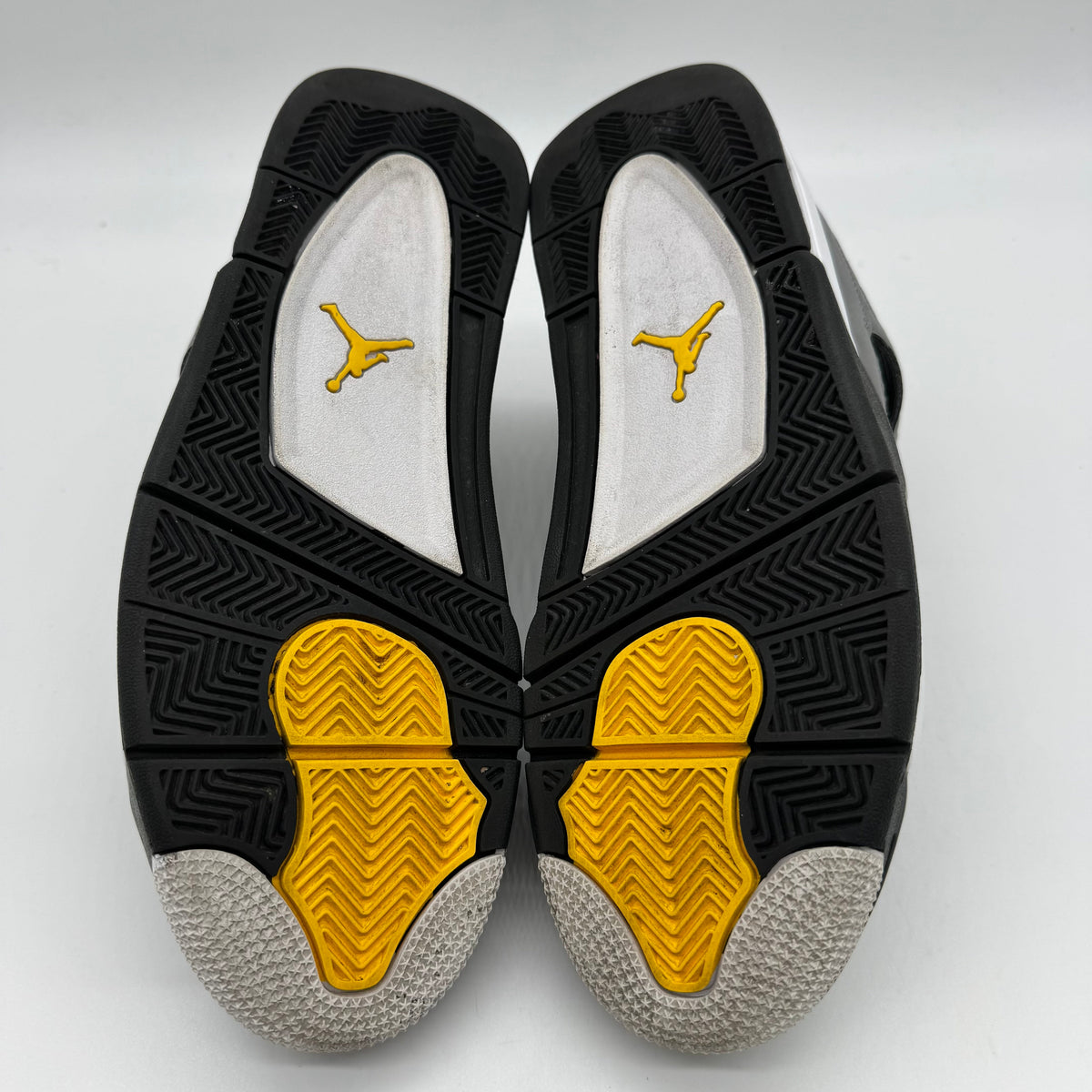 Jordan 4 Cool Grey (2019)