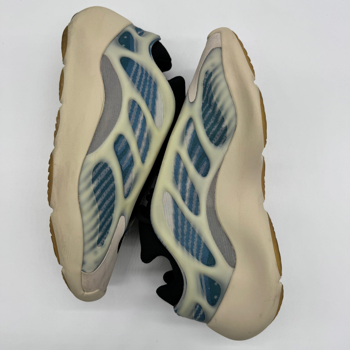 Adidas Yeezy 700 V3 Kyanite