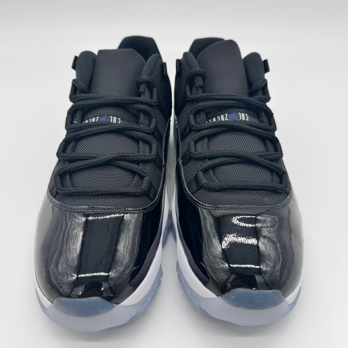 Jordan 11 Low Space Jam