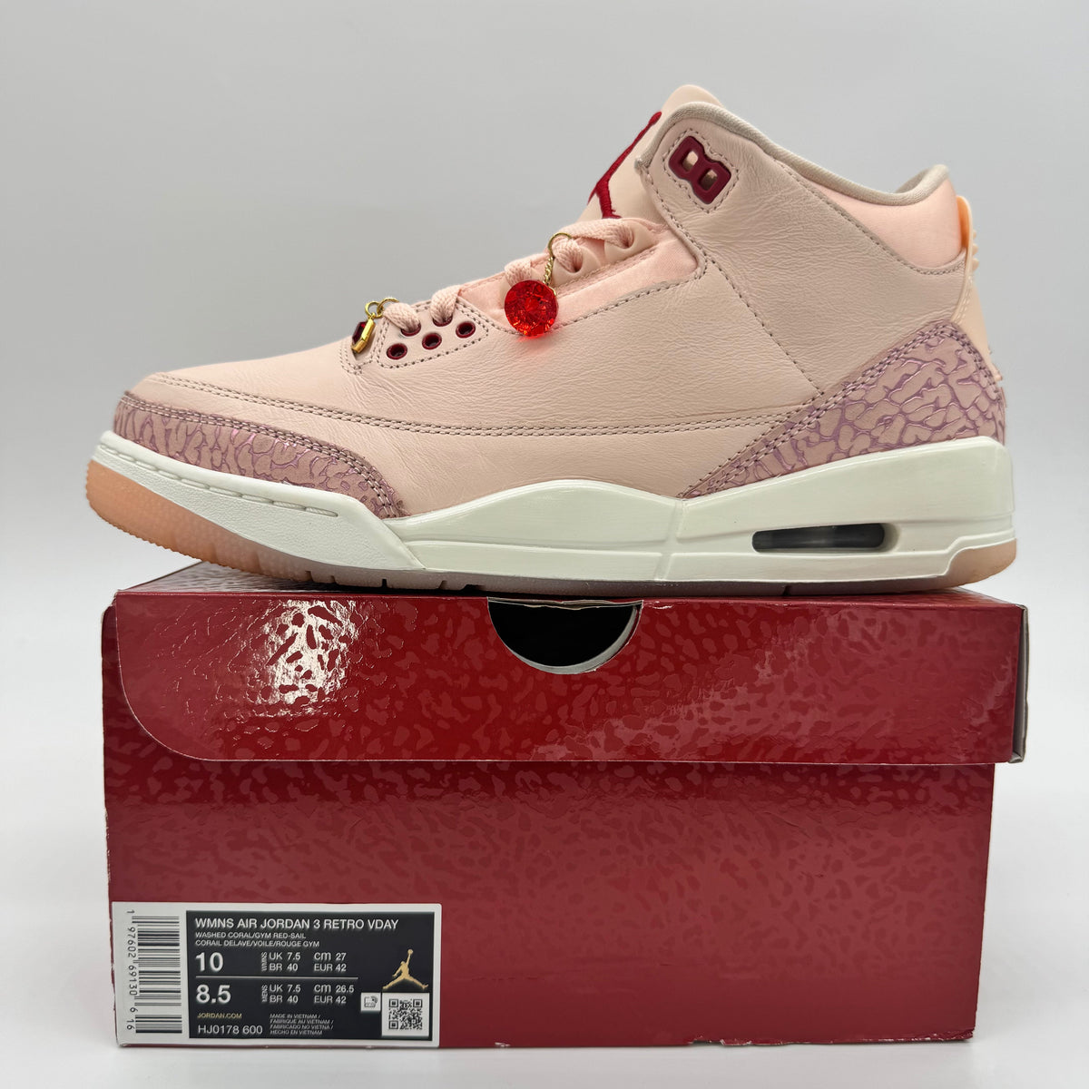 Jordan 3 Valentine's Day Treat Yourself (2025) (Women's)