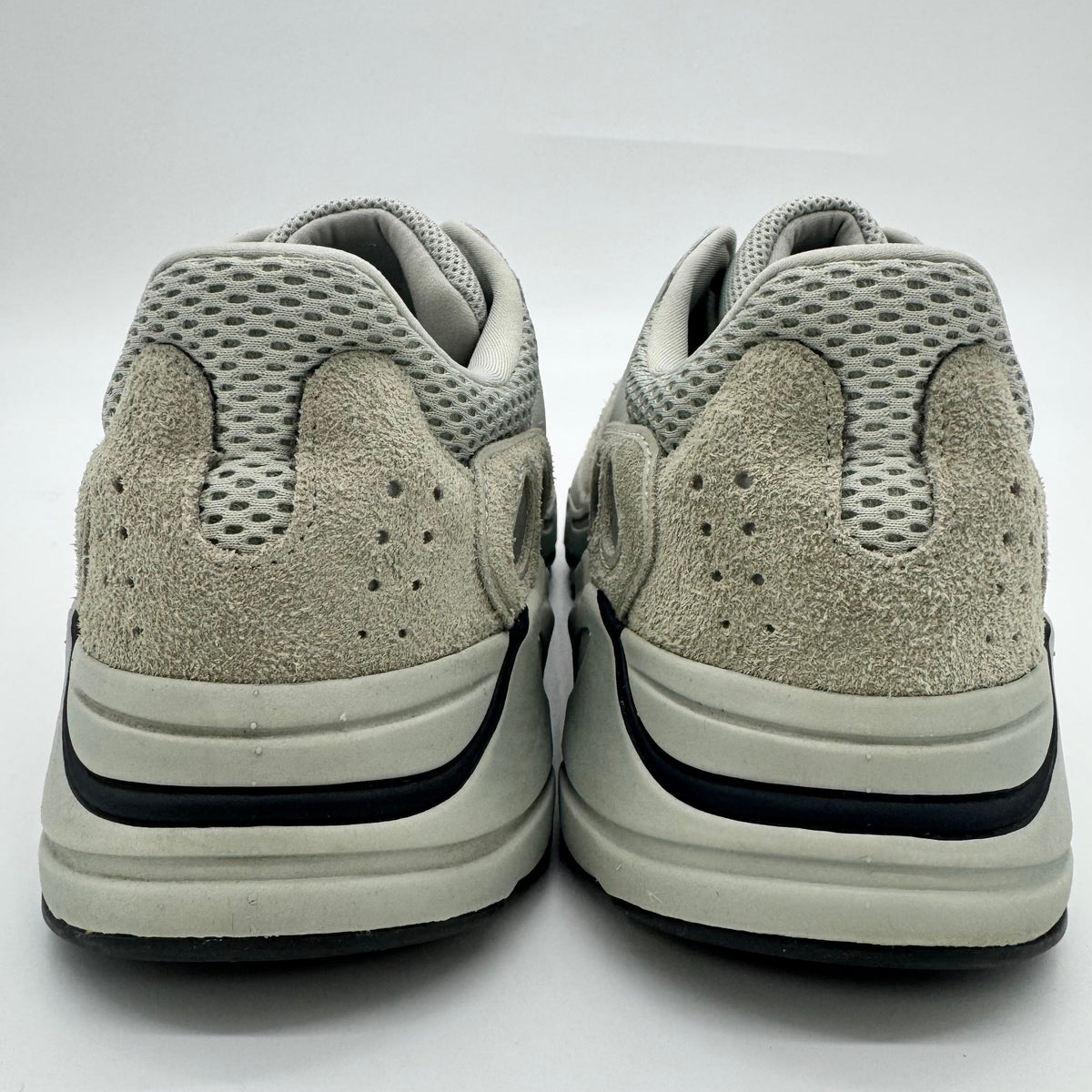 Adidas Yeezy Boost 700 Salt