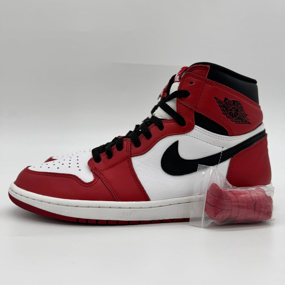 Jordan 1 Chicago (2015)