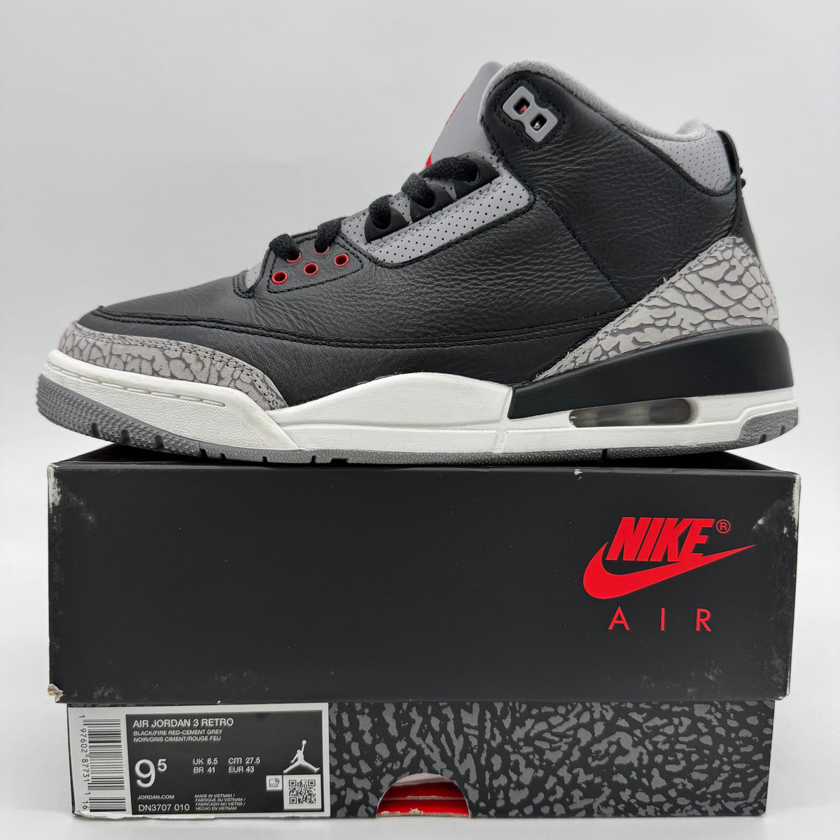 Jordan 3 OG Black Cement (2024)