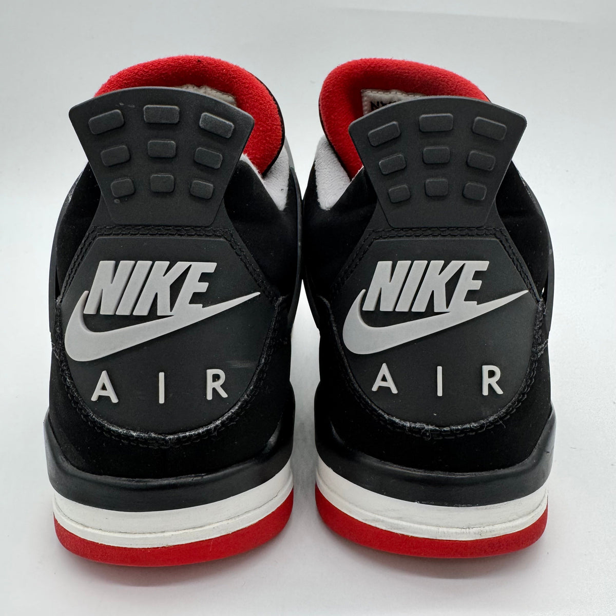 Jordan 4 Bred (2019)